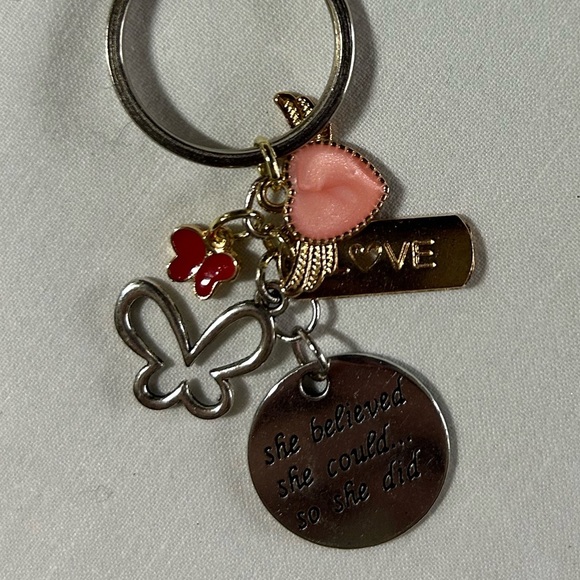 “She believed she could” Ladies encouraging‎ keychain - Picture 1 of 9